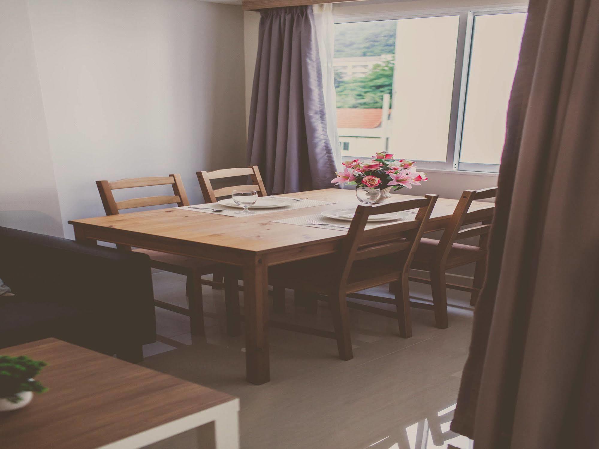 Racha Residence Si Racha Zewnętrze zdjęcie
