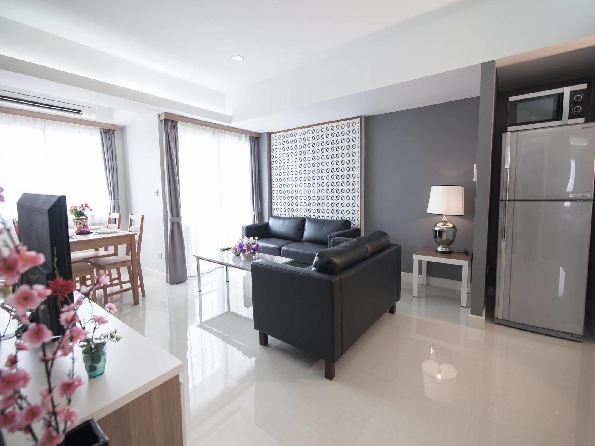 Racha Residence Si Racha Zewnętrze zdjęcie